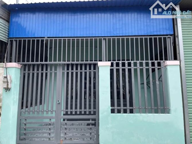 SOS ! Đang thủng vốn - Cần bán gấp căn nhà cấp 4 ở Đ. Tân Hiệp 18 (94m2) SHR giá Chỉ 965tr