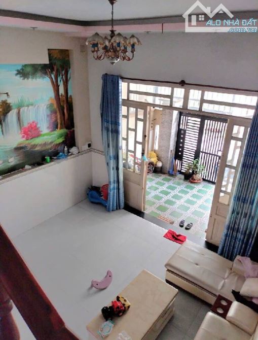 NHÀ 2 TẦNG HẺM OTO TRÁNH BÀ ĐIỂM HÓC MÔN -85M2– GIÁP QUẬN 12