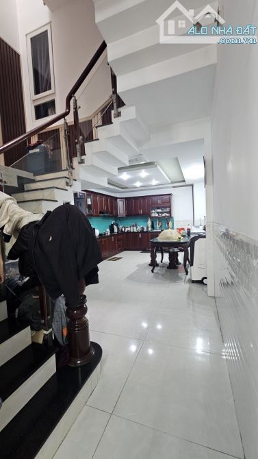 MẶT TIỀN ĐƯỜNG 8M VIP TÂN PHÚ - 63m2 - 4 x 16 - Ô TÔ ĐẬU NGÀY ĐÊM - NHÀ 4 TẦNG MỚI ĐẸP, HI