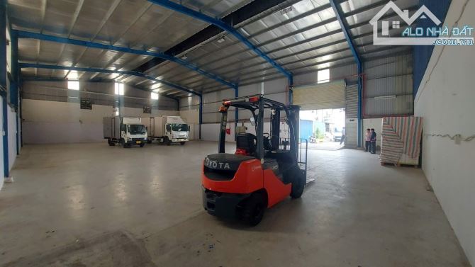 CHO THUÊ XƯỞNG THẠNH XUÂN.DT 1200M/55TR