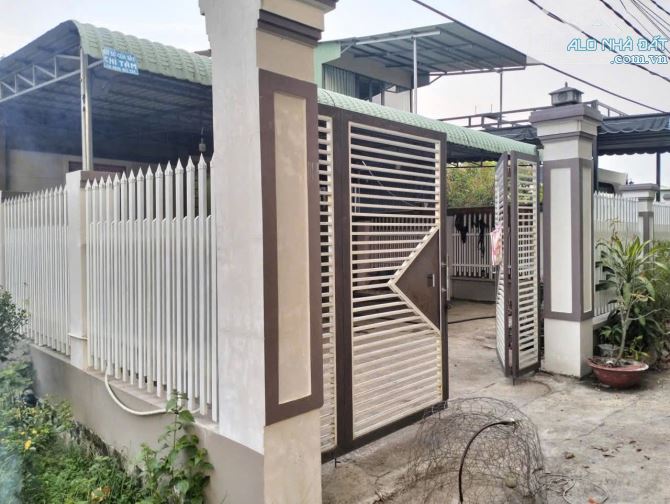 Bán nhà khu phố 6  Thị Trấn Tân Biên , huyện Tân Biên , tây Ninh dt 10x40m nhà đẹp 1ty650