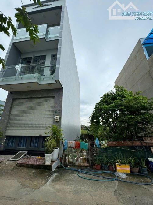 Đất sổ hồng riêng nhựa 6m hẻm 211 bình thành diện tích ngang 4 dài 14m giá 3,7tỷ 80 triệu