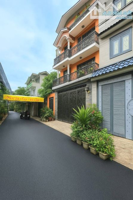NHÀ ĐẸP NHƯ BIỆT THỰ CỔ MINI - HẺM 8M THÔNG - GIÁ HỜI NHƯ LY TRÀ SỮA MỖI NGÀY