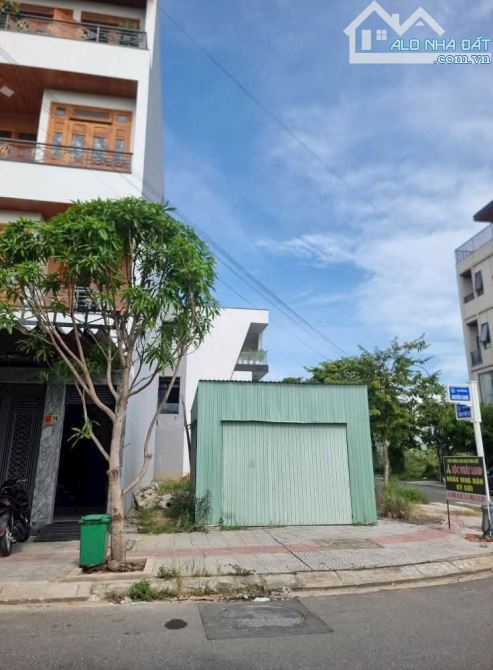 Lô góc Khu E kim Long siêu vip, Vị trí đắt địa, phù hợp nhiều mô hình