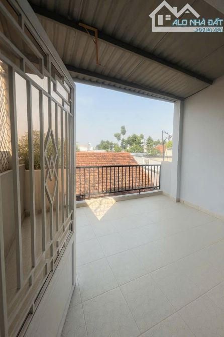 🏡 BÁN NHÀ TRỆT LẦU – ĐƯỜNG 102 TNPA Q9 TRỆT LẦU 2 PN HÊM XE MÁY.4x12 VUÔNg VỨC