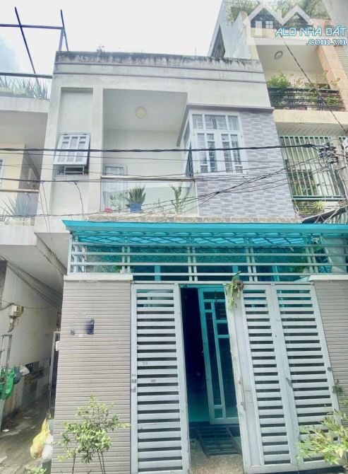 BÁN NHÀ TRƯỜNG CHINH Q12 - 3 TẦNG 120M2 ( 6M X 20M) - HẺM XE HƠI - 6.35 TỶ