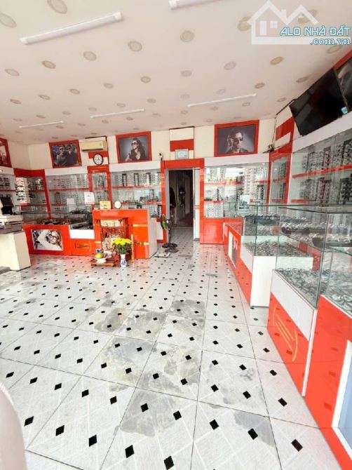 MẶT TIỀN TRẦN VĂN GIÀU - BÌNH CHÁNH - VỪA Ở KINH DOANH ĐỈNH 206M2 - NGANG LỚN 9M - GIÁ RẺ