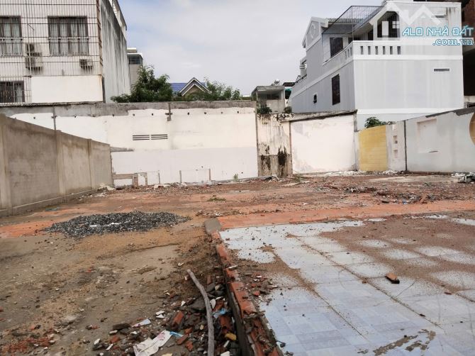 Bán lô đất biệt thự  mặt tiền 3/2 diên tích 337m3 khu bình minh phường 8