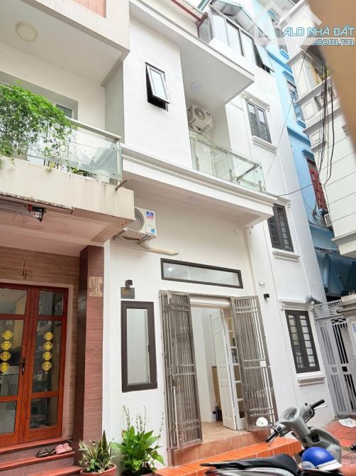 💥 BÁN NHÀ PHỐ ĐỘI CẤN – GẦN LĂNG BÁC – 35/40M² – 4 TẦNG – MT 6,23M – NHỈNH 9 TỶ 💥
