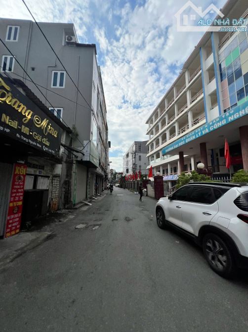 Bán nhà mặt đường Dân Lập , Lê Chân . Dt 82m , Mt 4m giá bán 7,5 tỷ