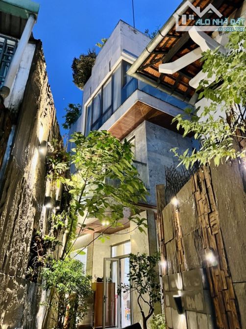 Biệt thự Tú Xương Quận 3, 4 tầng thang máy, full nội thất, Dt 145m2(9x16m), giá bán 65 tỷ
