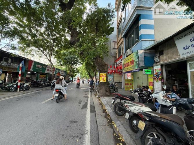 Bán nhà Ba Đình, 7.7 tỷ, 40m2*4T, 10m ra ngõ ô tô, thoáng sáng
