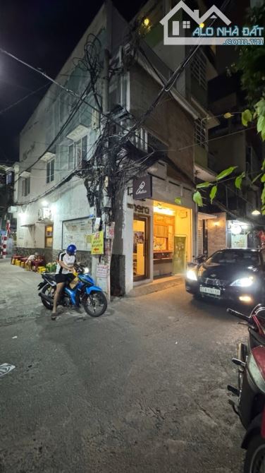 📣 PHAN ĐÌNH PHÙNG – CĂN GÓC 3 MẶT HẺM – XE HƠI THÔNG –CHỈ 12,8 TỶ