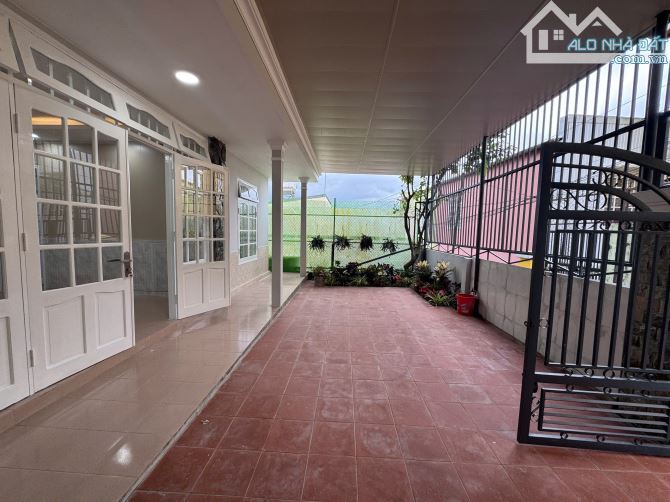 CHỈ HƠN 7ty _ 168m2 _ NHÀ CẤP 4 ĐƯỜNG PASTUER _ GẦN HỒ XUÂN HƯƠNG