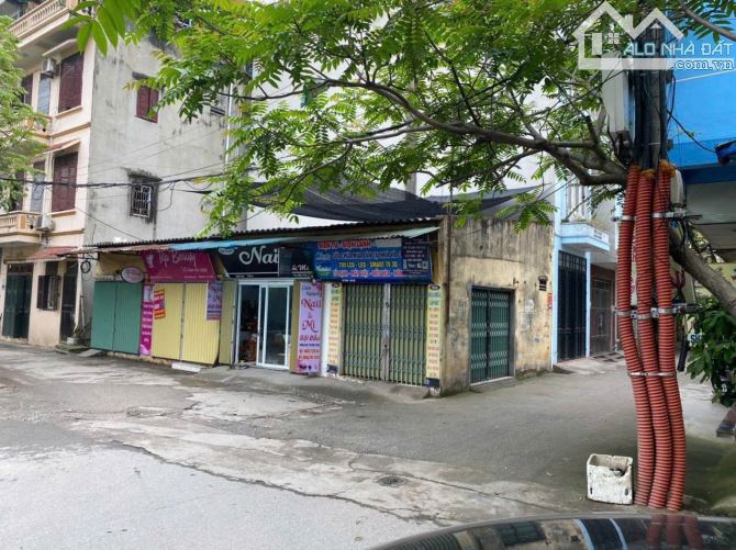 BÁN ĐẤT TẶNG NHÀ CẤP 4 XA LA, LÔ GÓC VỊ TRÍ HIẾM KINH DOANH ĐỈNH 41M2 GIÁ CHỉ 12,55 TỶ