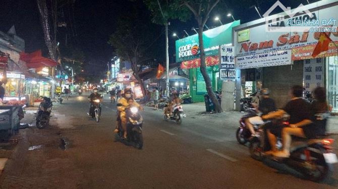 BÁN ĐẤT 245m2 NGANG 8M HẺM XE TẢI LINH XUÂN THỦ ĐỨC