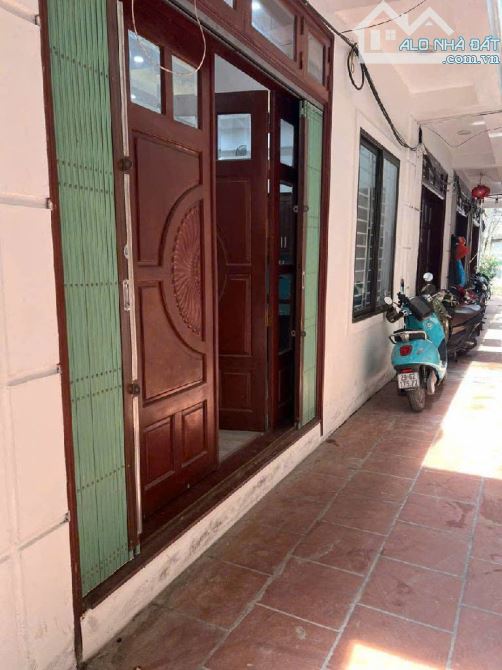 BÁN NHÀ PHỐ TRẠM-NGÕ NÔNG-GẦN Ô TÔ TRÁNH-36m2 NHỈNH 6 TỶ-GẦN CẦU VĨNH TUY-AN SINH ĐỈNH
