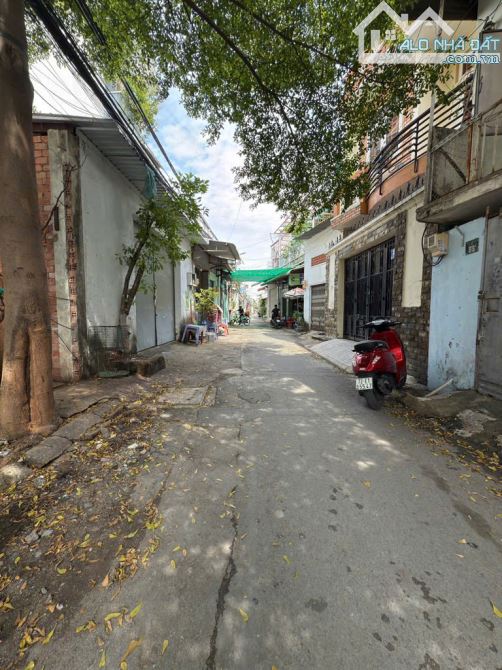 Đất Thổ cư đường PHAN VĂN HỚN, phường TTN, Q12, dt 346,6m2 (12mx29m), Hẻm Ôtô thông