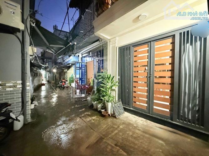 NGUYỄN KIỆM THÔNG PHẠM VĂN ĐỒNG - CÁCH MẶT TIỀN 50M - 33M (3.3x11) 2 TẦNG 3PN 4.99TỶ