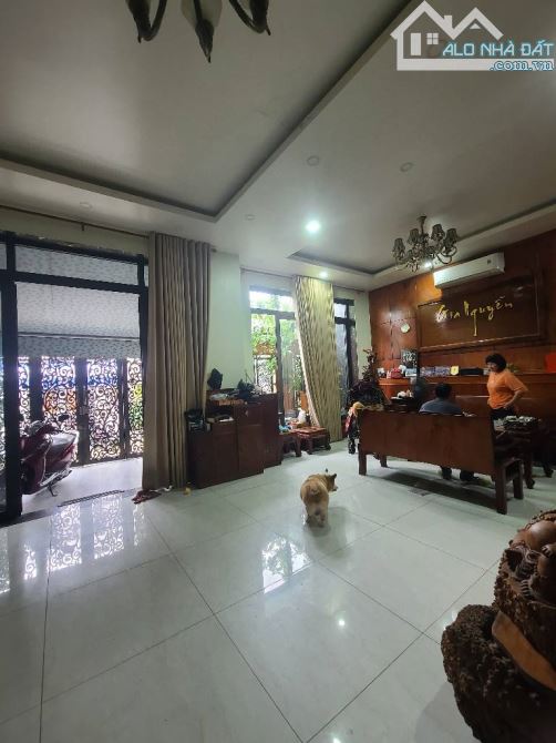 NHÀ ĐẸP NGANG 8M,3 TẦNG 92M2,SÁT TÊN LỬA,GIÁP Q6,ĐƯỜNG XE TẢI 8M,CHỈ 8xx tỷ - 1