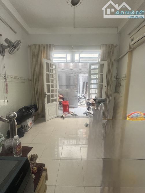 🔥 Nhà 3 Tầng Đẹp Lung Linh – Gần Vòng Xoay Phú Lâm – Q6 - 7