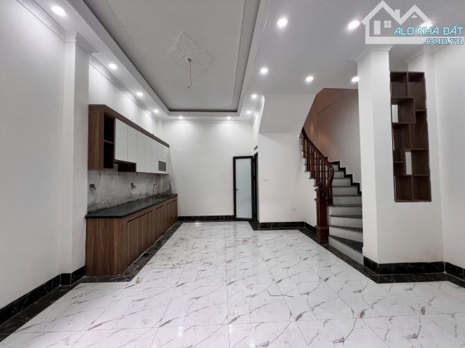 Nhà đẹp Yên Ngưu – Tam Hiệp, Thanh Trì, 38m², 5 tầng, đủ công năng, sổ đỏ chính chủ