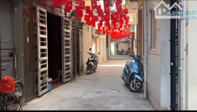 Bán nhà ngõ 355 Xuân Đỉnh 34m, mt 4.5m 6.9 tỷ, ngõ nông rộng thênh thang, gần ô tô.