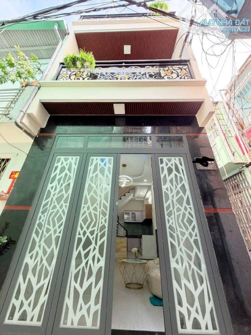 🏡Bán nhà nhỏ xinh xinh Lạc Long Quân - 24m2 - 2 Tầng , 2pn - Ngang 3.2m - Hẻm 2m 🏡