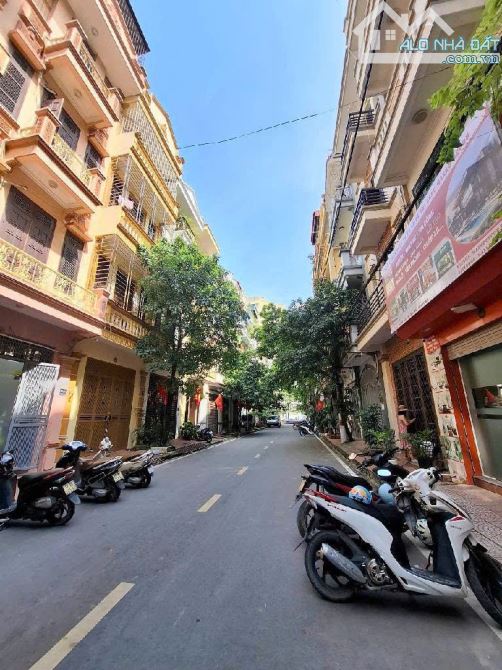 TÔI ĐANG CẦN BÁN CĂN NHÀ LIỀN KỀ  55M2 KHU ĐÔ THỊ ĐẠI KIM NGUYÊN CẢNH DỊ