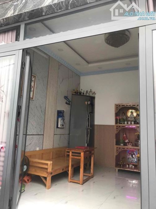 Nhà 42m2 hẻm 102 Phạm Hữu Lầu quận 7 giá 3.6 tỷ