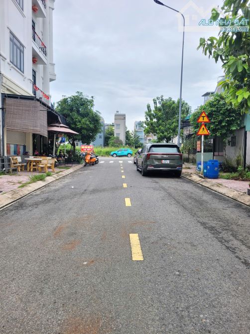 Bán đất KDC gần làng đại học p.Bình An Tp.Dĩ An chỉ 4ty TL M7667