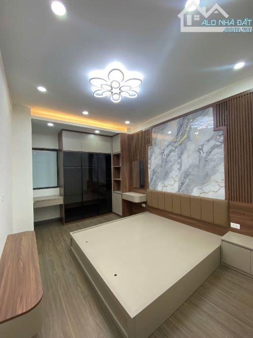 NHÀ ĐẸP - Ở NGAY - FULL NỘI THẤT - GẦN Ô TÔ - GẦN PHỐ