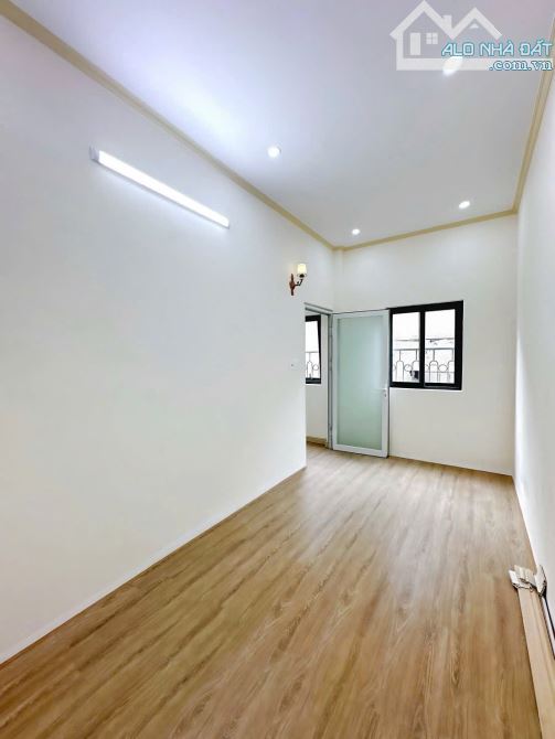 Bán nhà hẻm 25 đường Nguyễn Văn Linh - 10