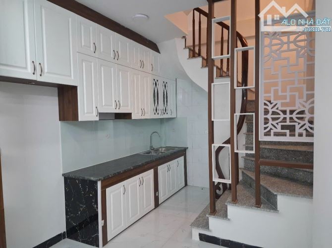 CẦN BÁN NHÀ MỚI XÂY KHUYẾN LƯƠNG 5 TẦNG, Ô TÔ ĐỖ CỔNG NHỈNH 6 TỶ. - 10