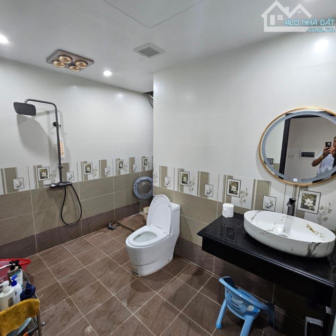 Bán CH Duplex số 4 Chính Kinh, Thanh Xuân, 223m2, 5N,3WC, giá 15.8 tỷ - 10