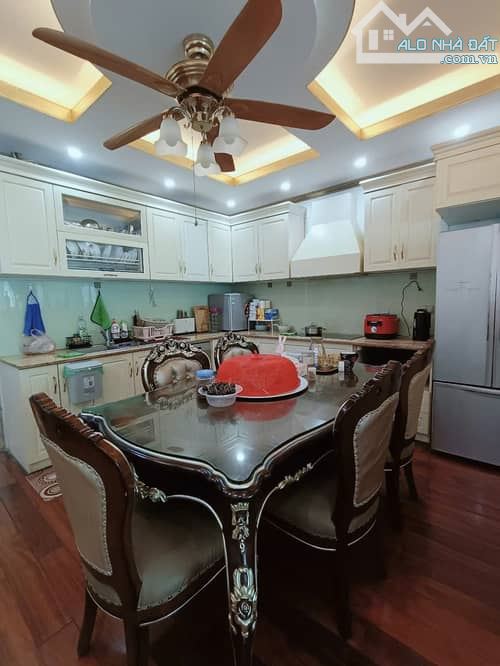 Bán nhà phố tam Khương quận đống đa - 10