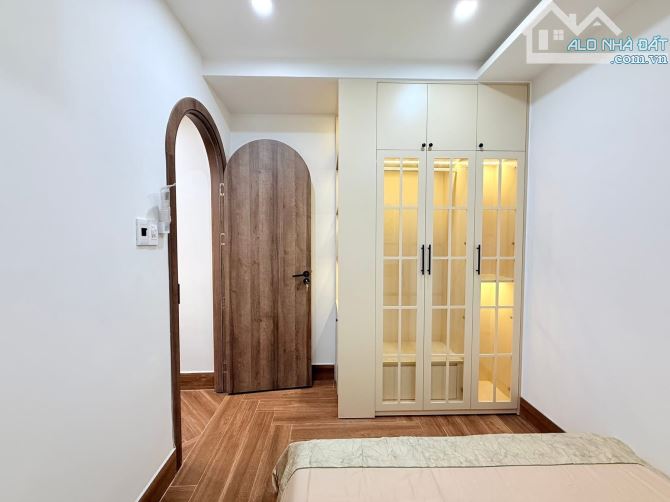 Nhà đẹp  3 tầng 4 PN Đống Đa thông tứ hướng full nội thất chỉ nhỉnh 5tỷ - 11