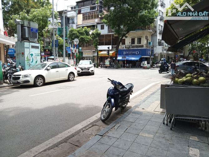 Bán nhà Mặt Phố Lò Sũ, Lãi 862 tỷ - DT 394m2, MT 14.6m, Giá 235 Tỷ, cách Hồ Hoàn Kiếm 100m - 1
