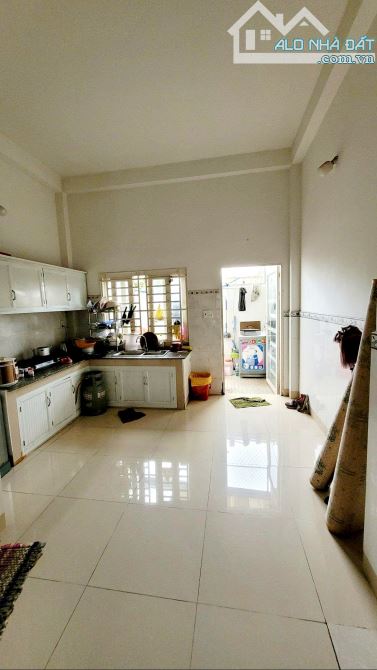 Nhà 1 Lầu 4x15m Đường Thạnh Xuân 33, P.Thạnh Xuân Quận 12 Giá 6.5tr/th Cọc 1th - 1