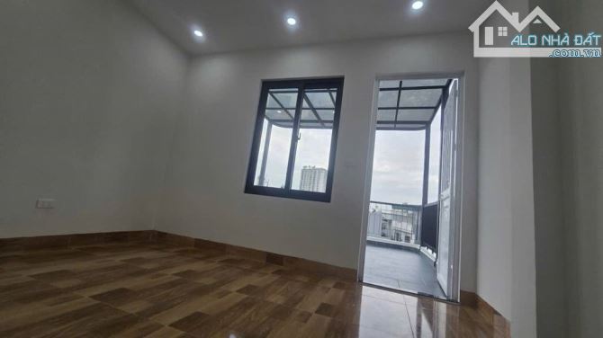 Cô Lanh bán nhà P Cầu Am, Vạn Phúc, Hà Đông 37m 5T, Mặt Ngõ, Gần Ô Tô, Giá Nhỉnh 7 Tỷ - 1