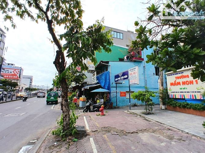 Bán Nhà Góc Trần Hưng Đạo - Nguyễn Văn Cừ Q.5 - 55m² Ngang Gần 5m - 3 Tầng - Chỉ Hơn 9 Tỷ - 1