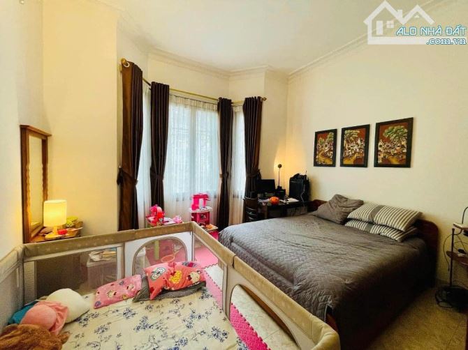 Bán nhà Văn Cao, ô tô đỗ cửa, 58m² 5 tầng ở ngay, chỉ 18 tỷ - 1