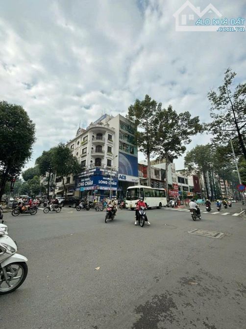 BÁN NHÀ GÓC 2MT TRẦN HƯNG ĐẠO_BÙI HỮU NGHĨA_VỊ TRÍ VÀNG KD_DT: 4.6x21m,NỞ HẬU L 8m - 80 TỶ - 1