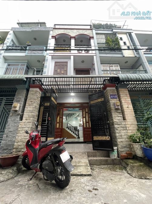 Bán gấp nhà 72m2. 3 tầng. Đ/số 8. BHHB. Chỉ 5.1ty - 1