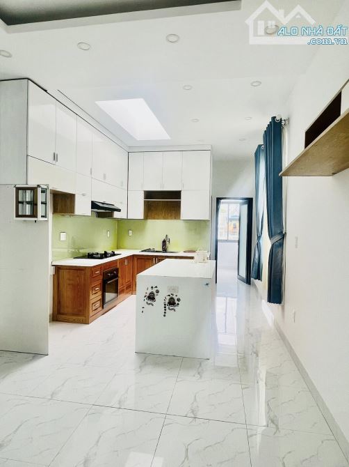 🏡 CẦN BÁN Nhà 1 trệt 2 lầu (3PN, 3WC) – Hẻm Cô Bắc, P.4 – 73,5m² – 4,95tỷ – dòng tiền sẵn - 1