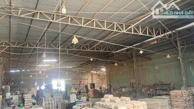 Siêu rẻ hiếm  Bán nhà xưởng đang cho thuê giá trị cao Hơn 100tr / tháng . Với tổng diện tí - 1
