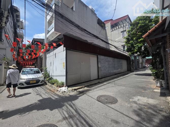 12,8 TỶ - 90M2 NHÀ CẤP 4 - Ô TÔ TRÁNH - VIỆT HƯNG - LÔ GÓC - THÔNG SỐ HOA HẬU - 1