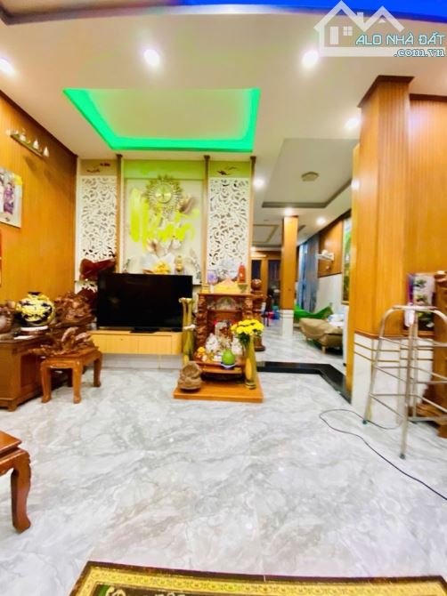 SIÊU PHẨM CĂN GÓC, 2 MT HẺM XE HƠI THÔNG THOÁNG - 120M2 - NGANG 6M -20 GIÁ 11 TỶ TL - 1