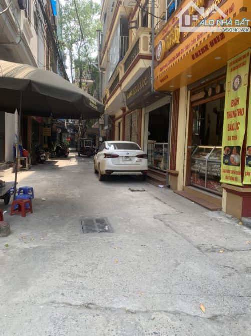 Chuyển công tác cần bán căn nhà trung tâm phố cổ hà đông,41m2 nhà 4T ,ngõ thông Giá 8.8 ty - 1