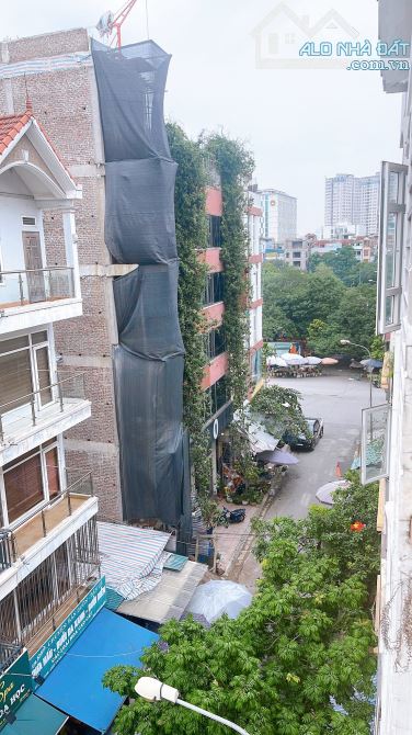 NHÀ PHÂN LÔ ĐẸP NHẤT KHU DỊCH VỤ XA LA. DT 50 M . NHÀ 5 TẦNG MT 4.2 M . ĐẢNG CẤP NHẤT - 1